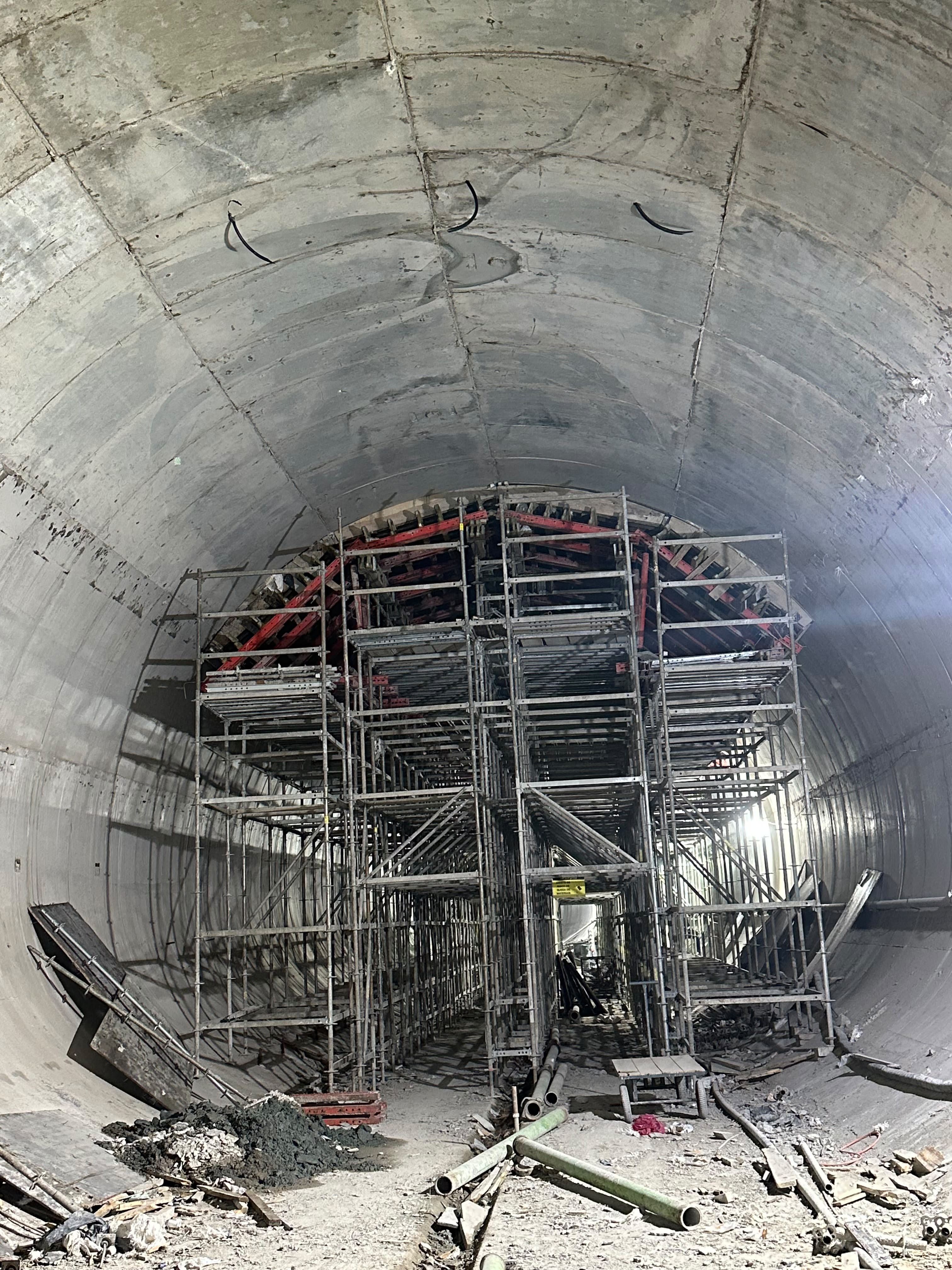 Interior de túnel concluído